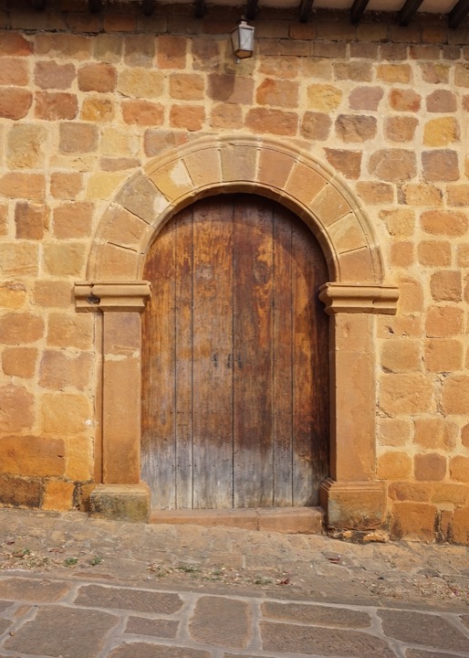 La puerta de madera