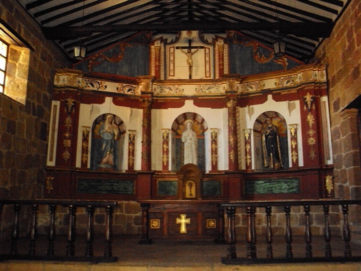 El retablo, antes del cierre