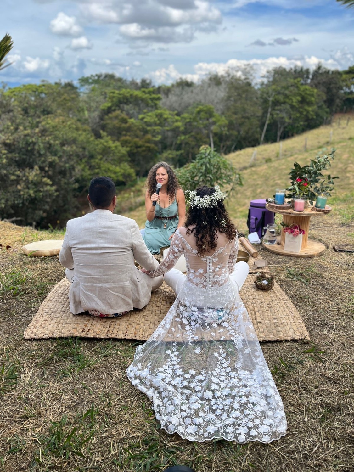 Ritual de boda en el campo